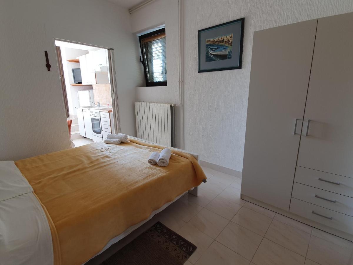 Apartment Ella Banjol المظهر الخارجي الصورة