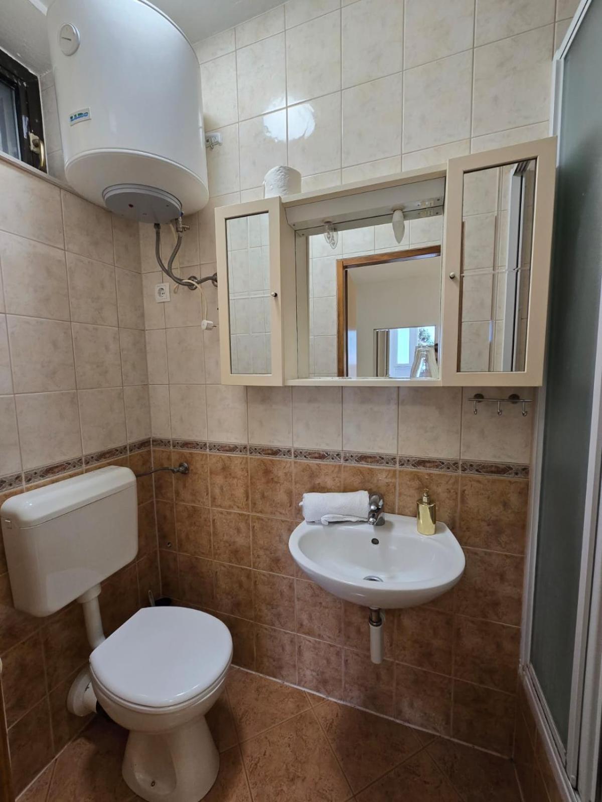 Apartment Ella Banjol المظهر الخارجي الصورة